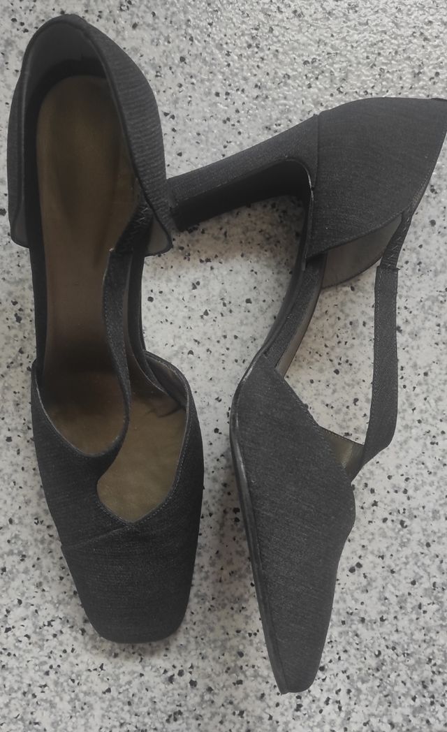 Zapatos de vestir grises talla 40