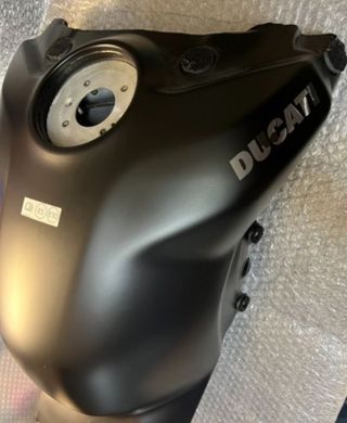 Depósito Ducato Streetfighter V4S