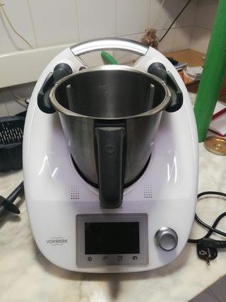 Thermomix TM5 con todos los accesorios originales!