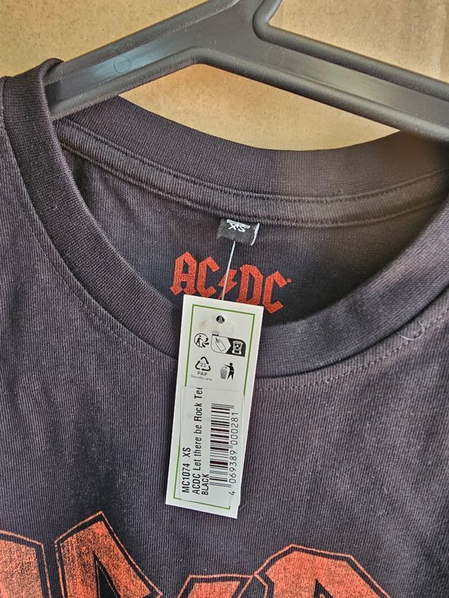 camiseta MERCHCODE AC/DC Hombre T-Shirts talla XS