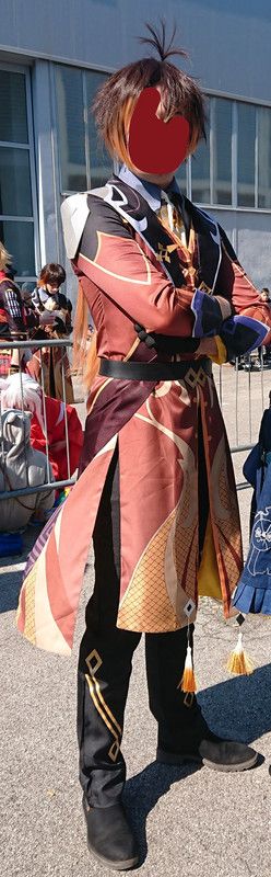 Cosplay Zhongli Genshin Impact