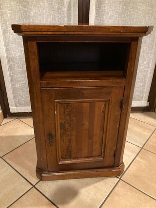 Mobiletto legno nuovo