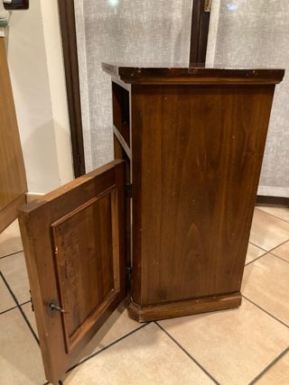 Mobiletto legno nuovo