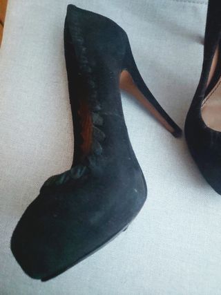 Zapatos de tacón negros