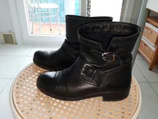 Botines de piel