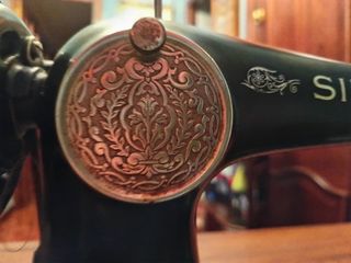 Maquina de coser antigua