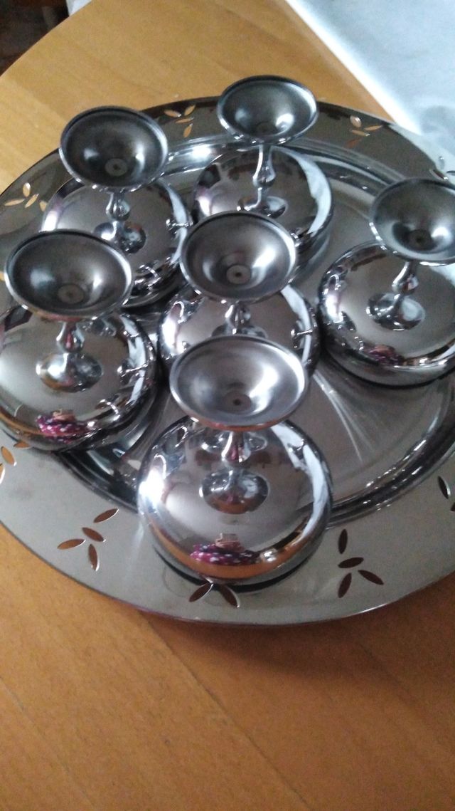 Vassoio e 6 coppe AMC