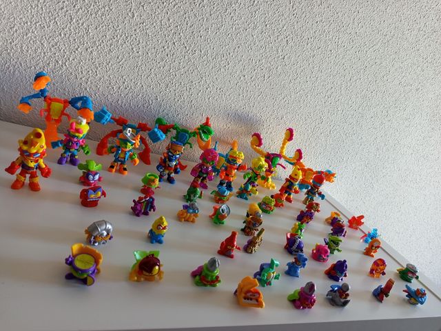 Super Things + libro comic.