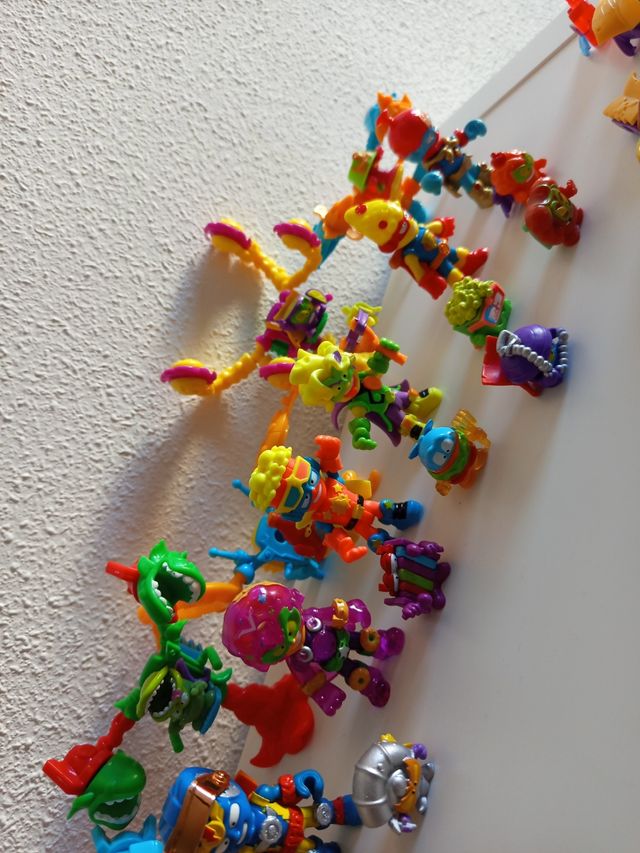 Super Things + libro comic.