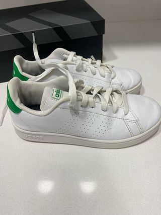 Bambas Adidas niño. Núm 35