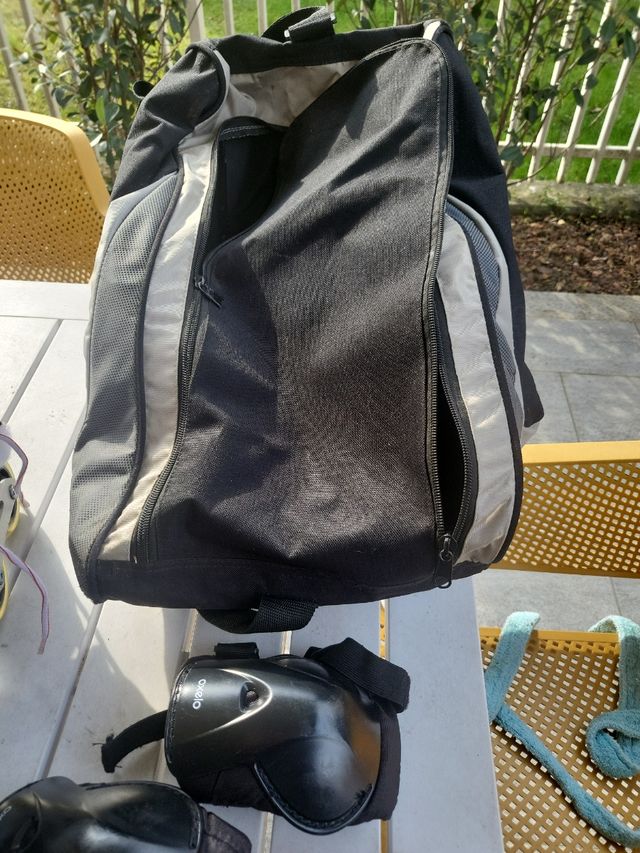 Pattini ragazza o ragazzo in linea