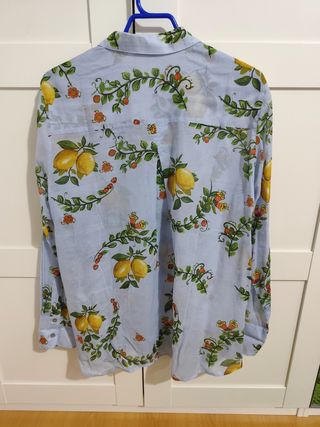 Camisa limones azul marca Desigual 