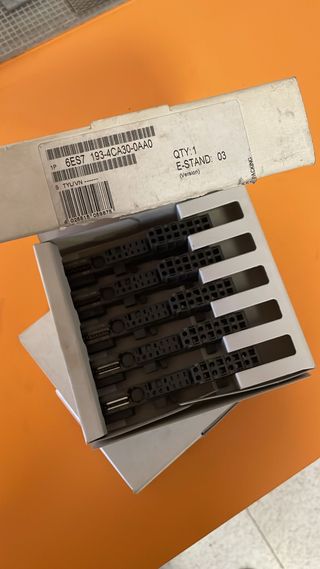 SIEMENS 6ES7 193-4CA30-0AA0