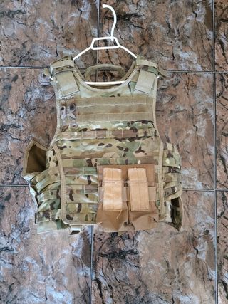 Chaleco de combate MULTICAM condor