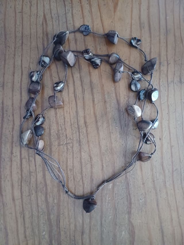 Collar étnico de madera Y2K