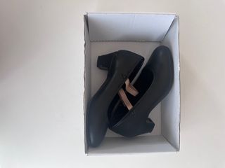 Falda flamenca T4 y zapatos tacon T28