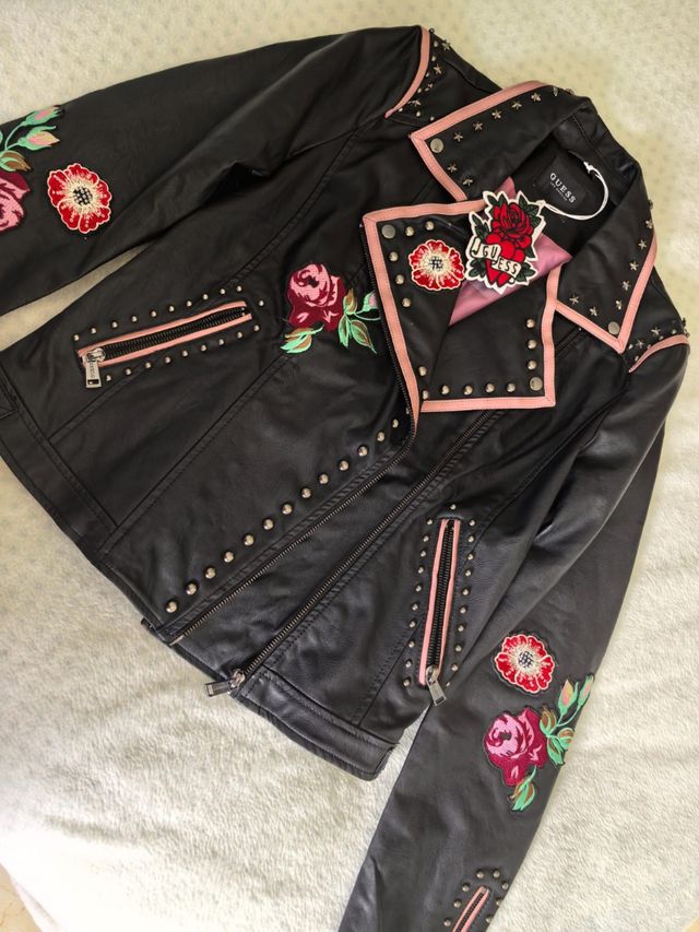 Chaqueta vintage motera, mara guees.