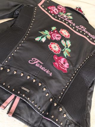 Chaqueta vintage motera, mara guees.