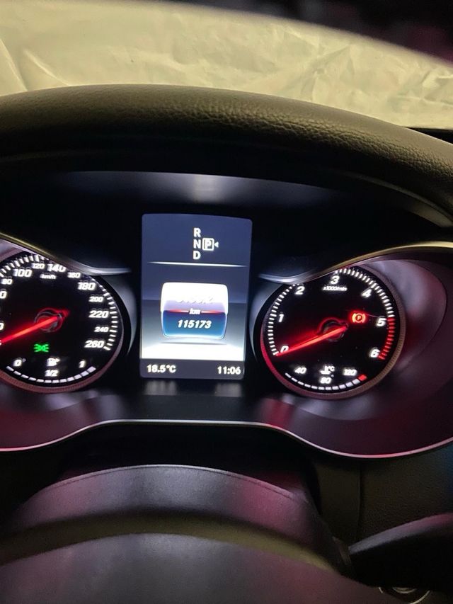 Mercedes-Benz Clase C 220D bluetec sport