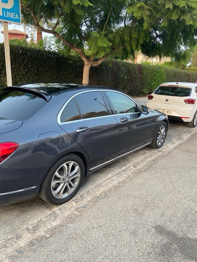 Mercedes-Benz Clase C 220D bluetec sport