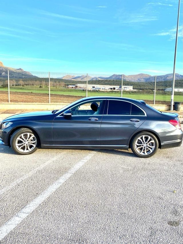 Mercedes-Benz Clase C 220D bluetec sport