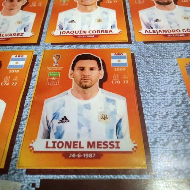 Album completo delle carte collezionabili del Qatar 2022 Leggi la descrizione