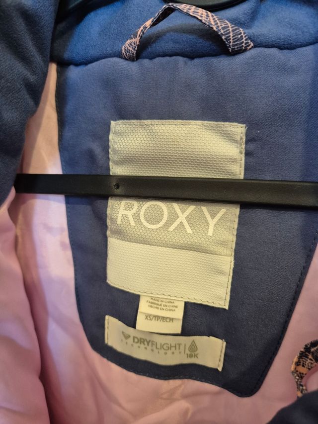 A ESTRENAR ABRIGO ROXY INVIERNO