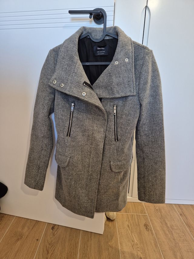 Abrigo vestir BERSHKA Mujer