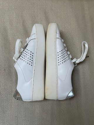 Playeras blancas. Michael Kors