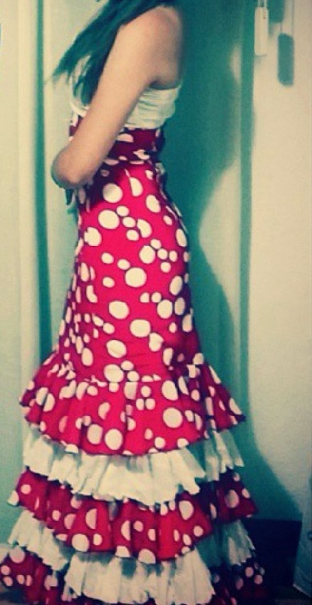 Falda flamenca de volantes