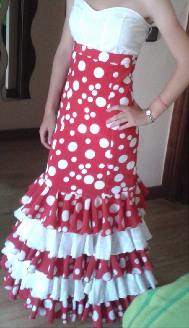 Falda flamenca de volantes