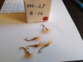 VARIOS MODELOS MOSCAS PETITJEAN
