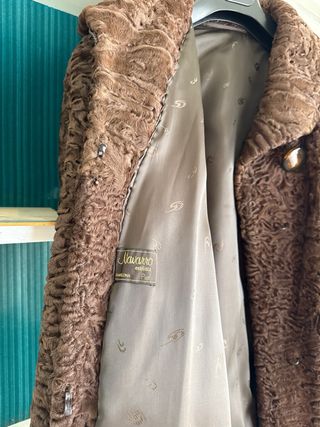 Abrigo de piel de astracán