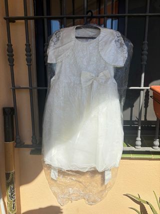 Vestido de comunión para niña. 
También para boda