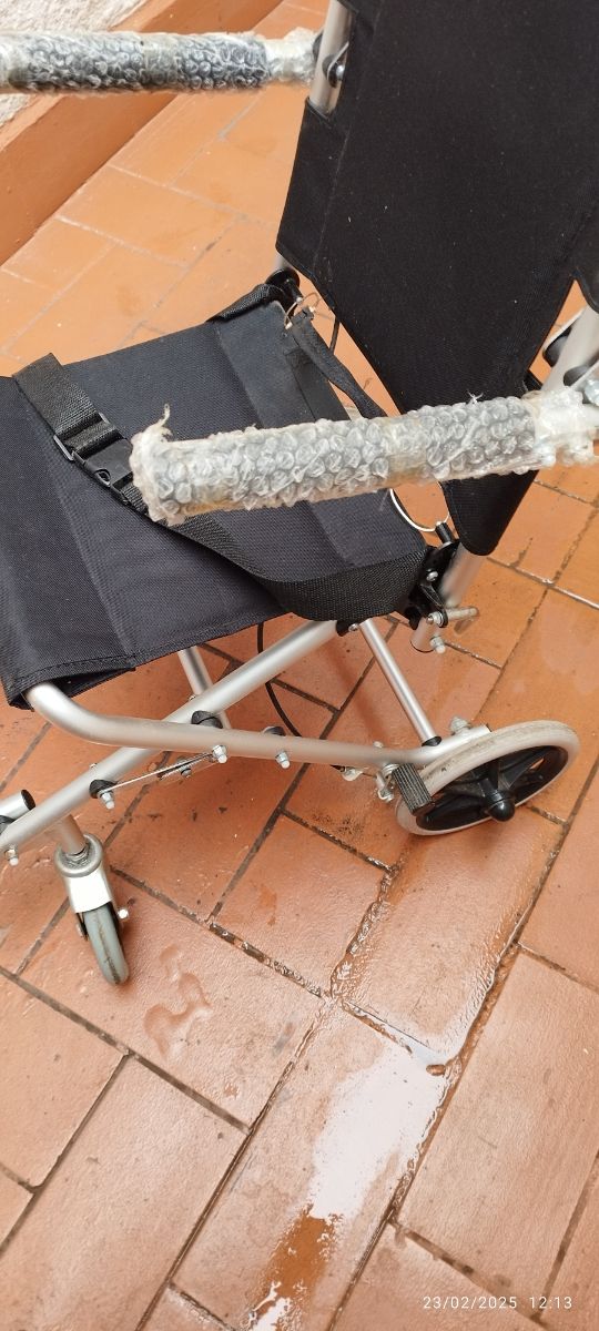 Silla de rueda para el interior de piso