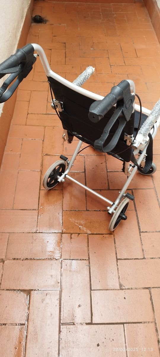 Silla de rueda para el interior de piso