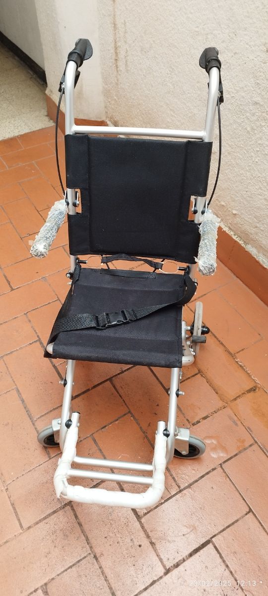 Silla de rueda para el interior de piso