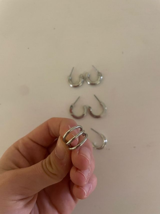 Pendientes plateados