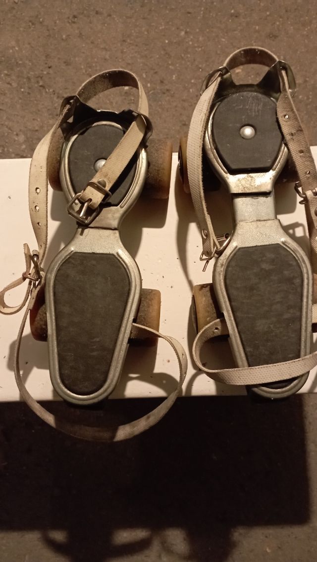 Patines metálicos años 80