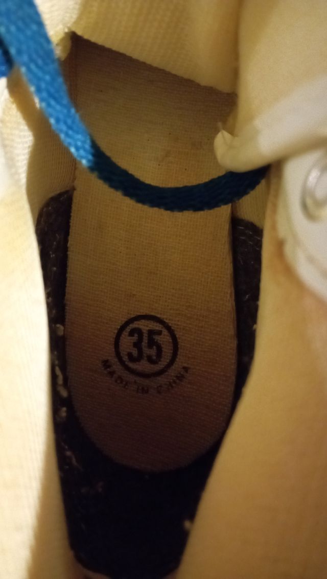 Patines de bota blanca