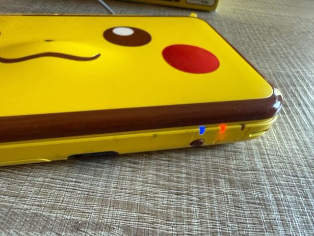 New nintendo 2ds xl edicion pikachu leer