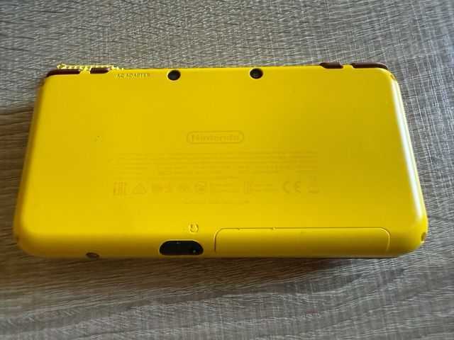 New nintendo 2ds xl edicion pikachu leer