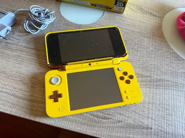 New nintendo 2ds xl edicion pikachu leer