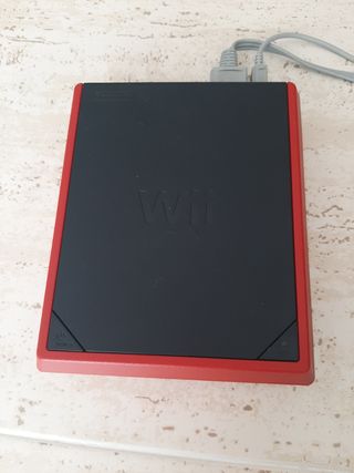 Wii mini, 2 controller, basta ballare