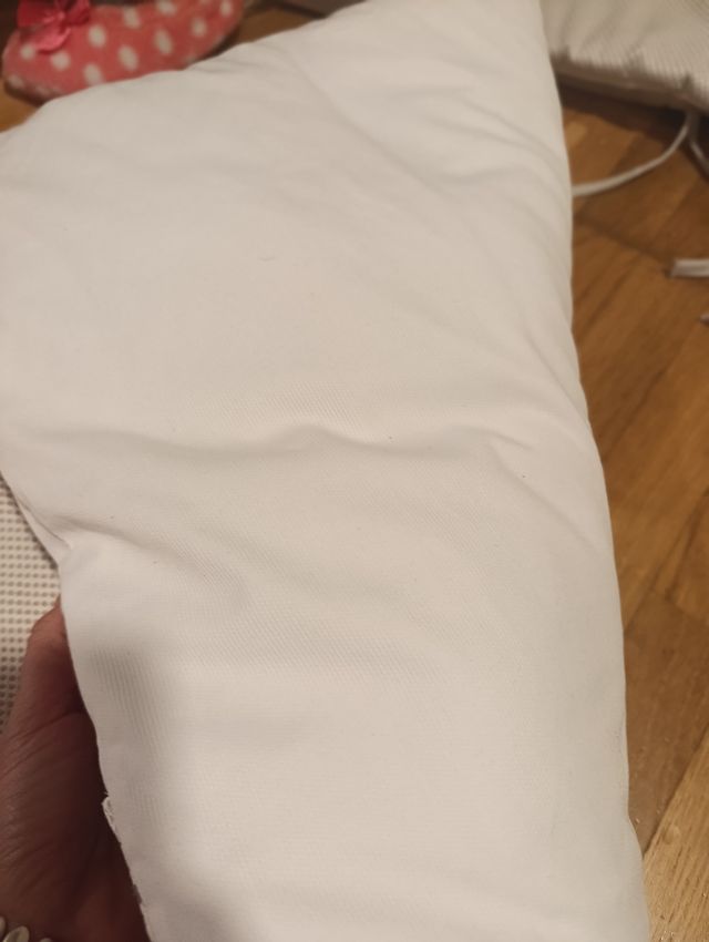 Colcha y chichonera minicuna