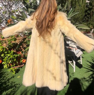 Abrigo largo lobo ruso