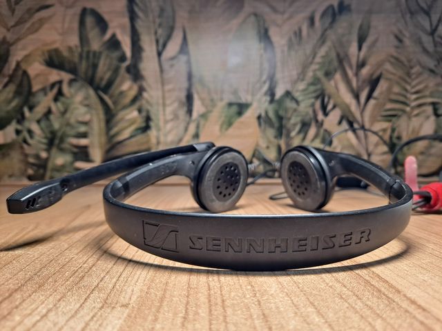 Cascos y micrófono Sennheiser