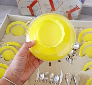 ANTIGUO JUGUETE VAJILLA  muñeca PSE COCINA JUEGO