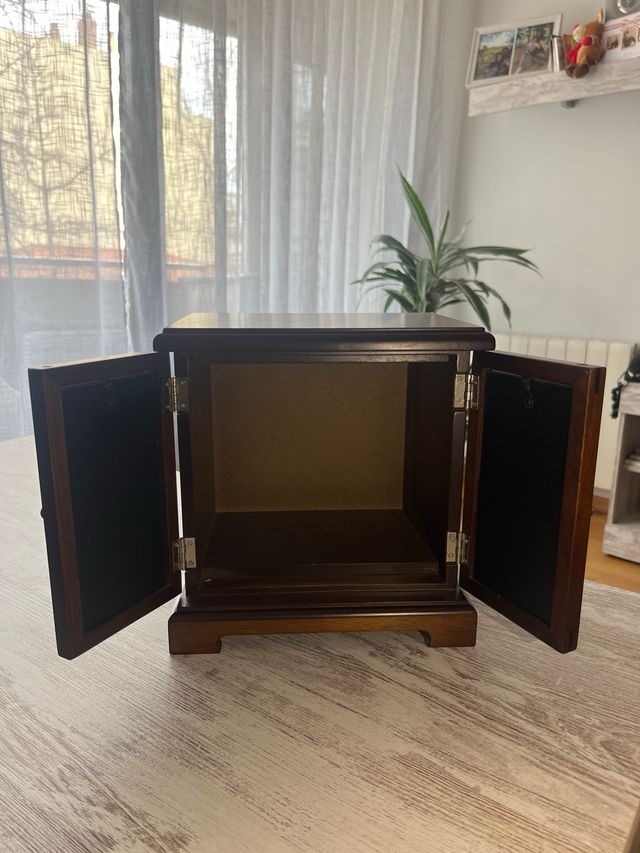 Pequeño armario multi usos vintage