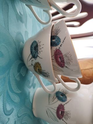 Tazas café y jarra leche